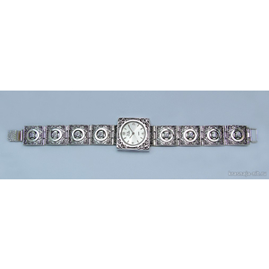 Женские серебряные часы с браслетом Антика Женские часы из серебра