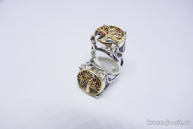Перстень - Древо жизни с камнем рубин, Кольца с символами из серебра и золота