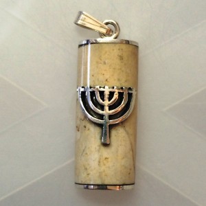 Иерусалимский камень - кулон Менора Ювелирные изделия из Израиля ( серебро, золото )